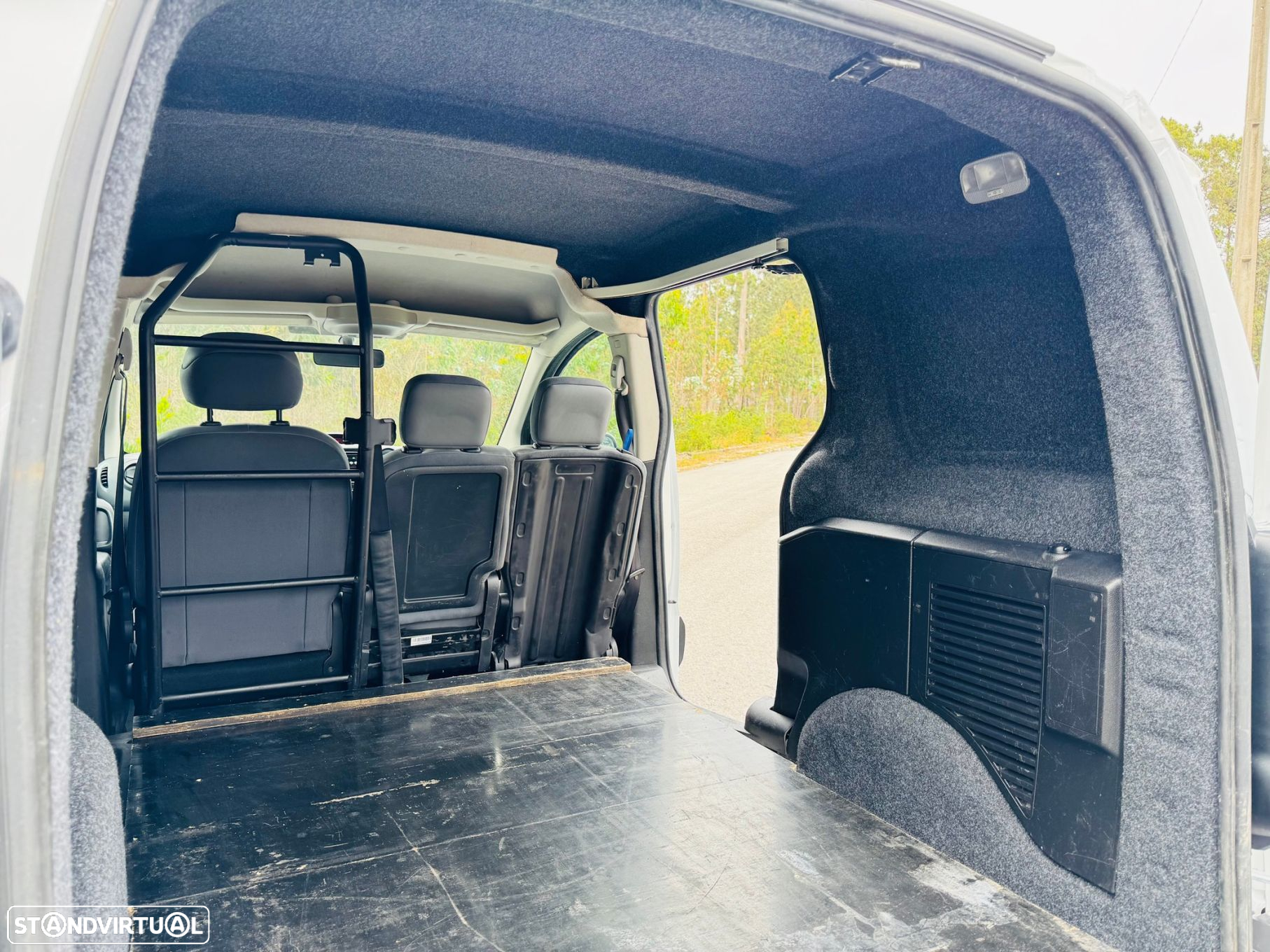 Citroën Berlingo 1.6 BlueHDi L1 3L - 28