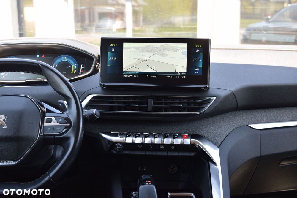Peugeot 3008 225 e-EAT8 Allure - 30