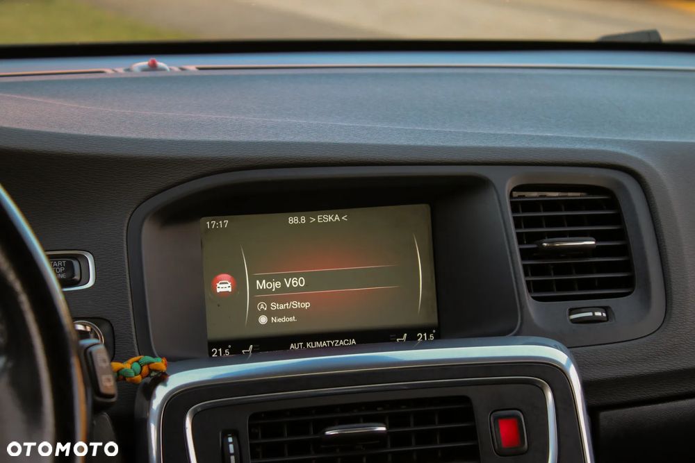 Volvo V60 D3 Summum - 31
