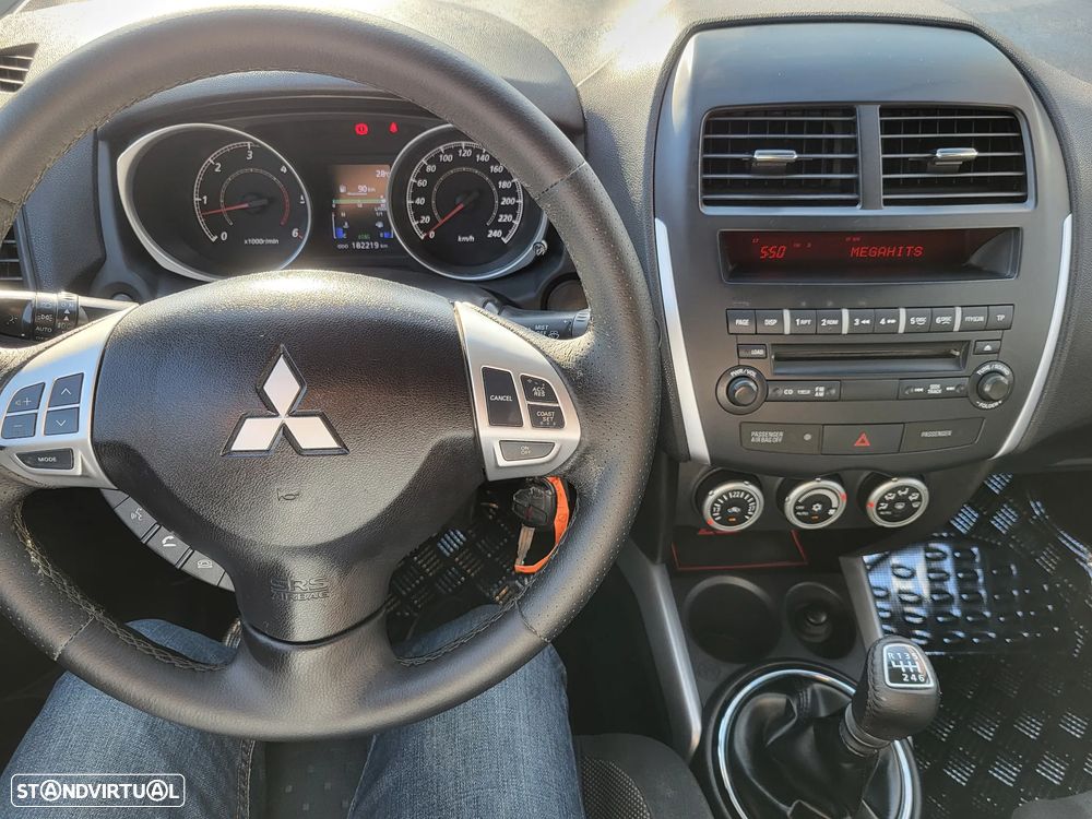 Mitsubishi ASX 1.8 DI-D Intense - 10