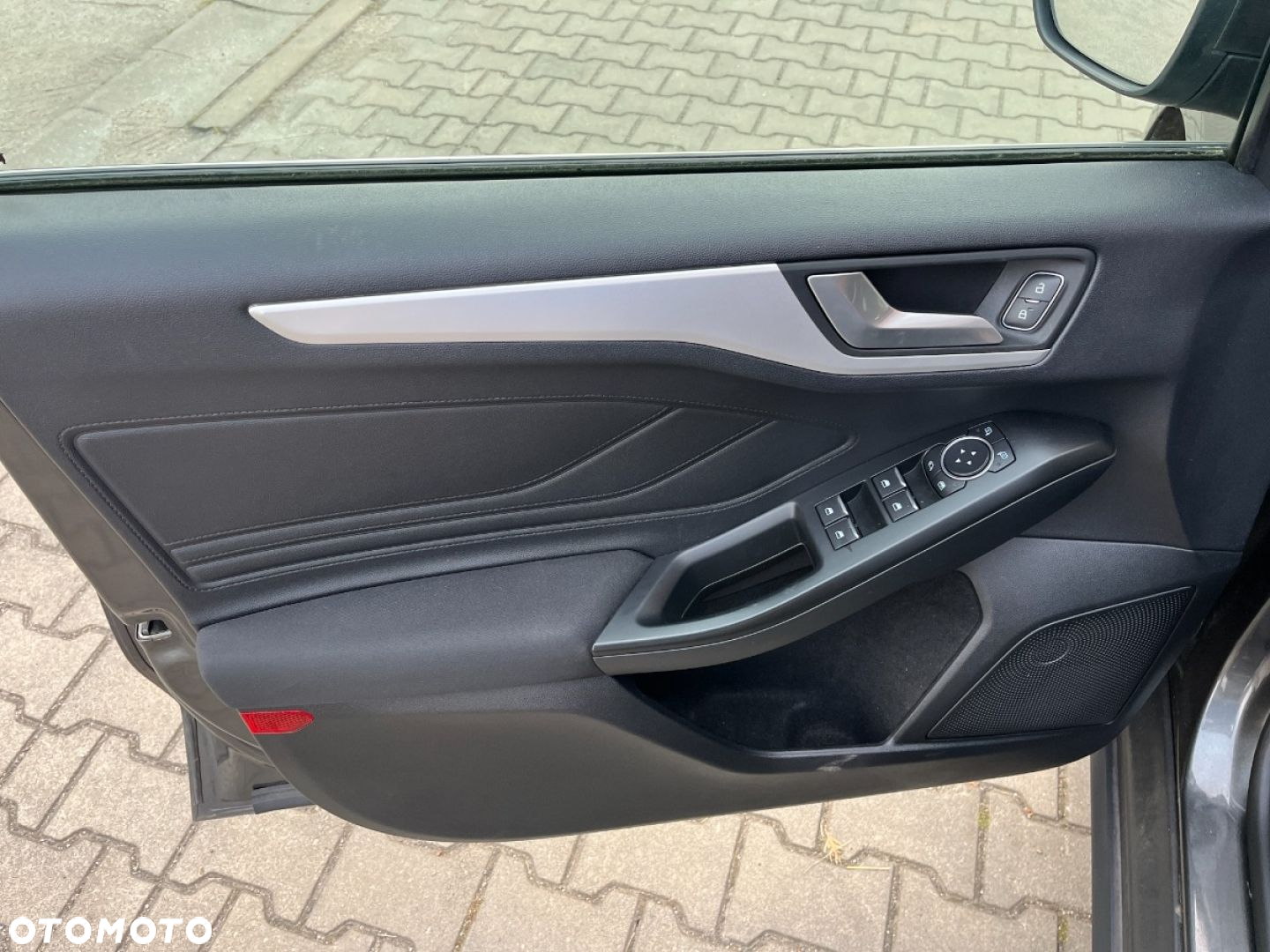 Ford Focus Turnier 1.5 EcoBlue Start-Stopp-System TITANIUM - 22