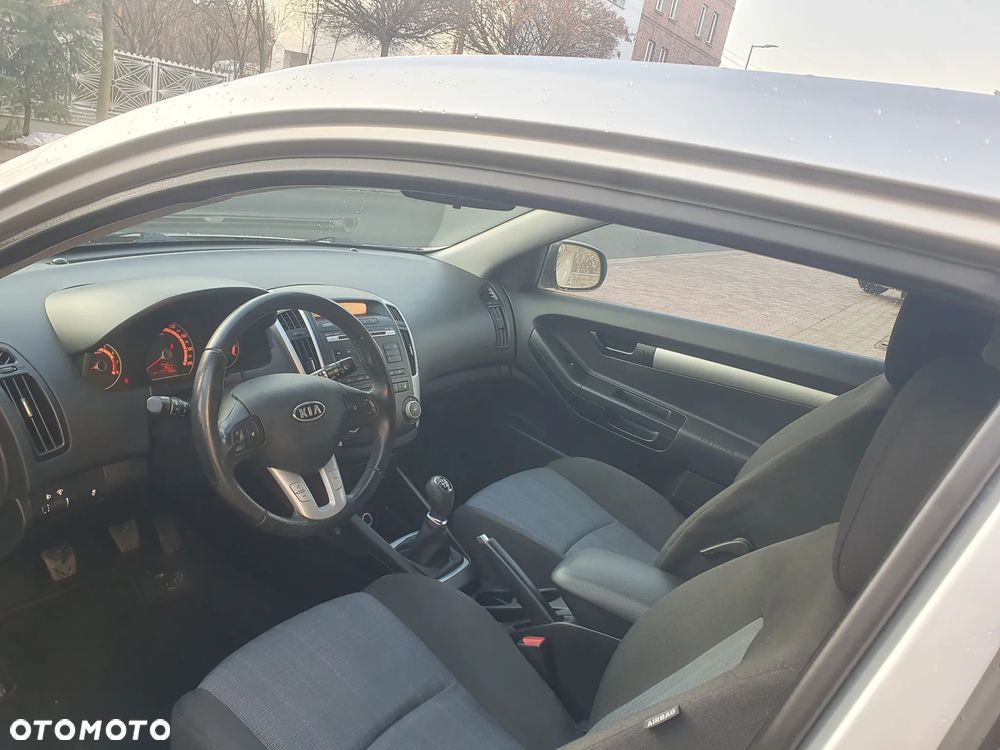 Kia ProCeed 1.6 CVVT Vision - 16