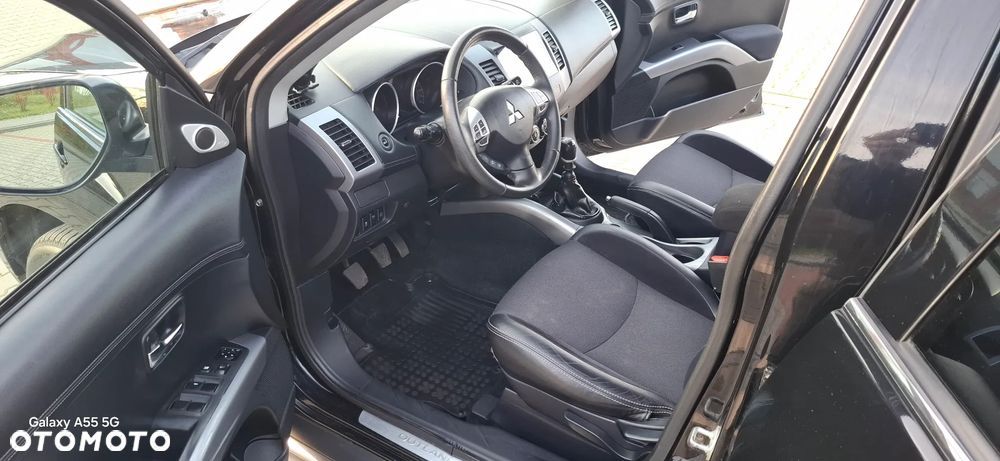 Mitsubishi Outlander 2.2 DID Intense EU5 - 5