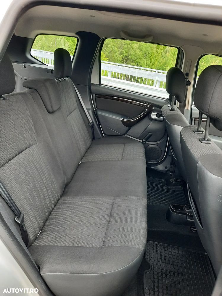 Dacia Duster 1.5 dCi 4x4 Prestige - 13