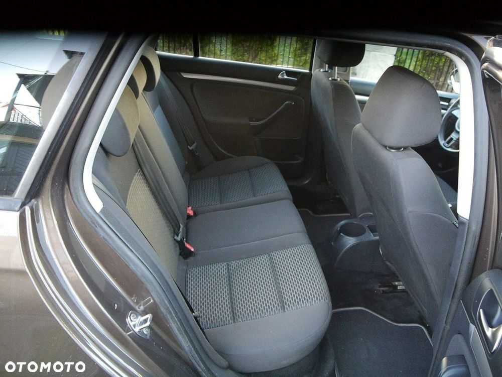 Volkswagen Golf Variant - 24