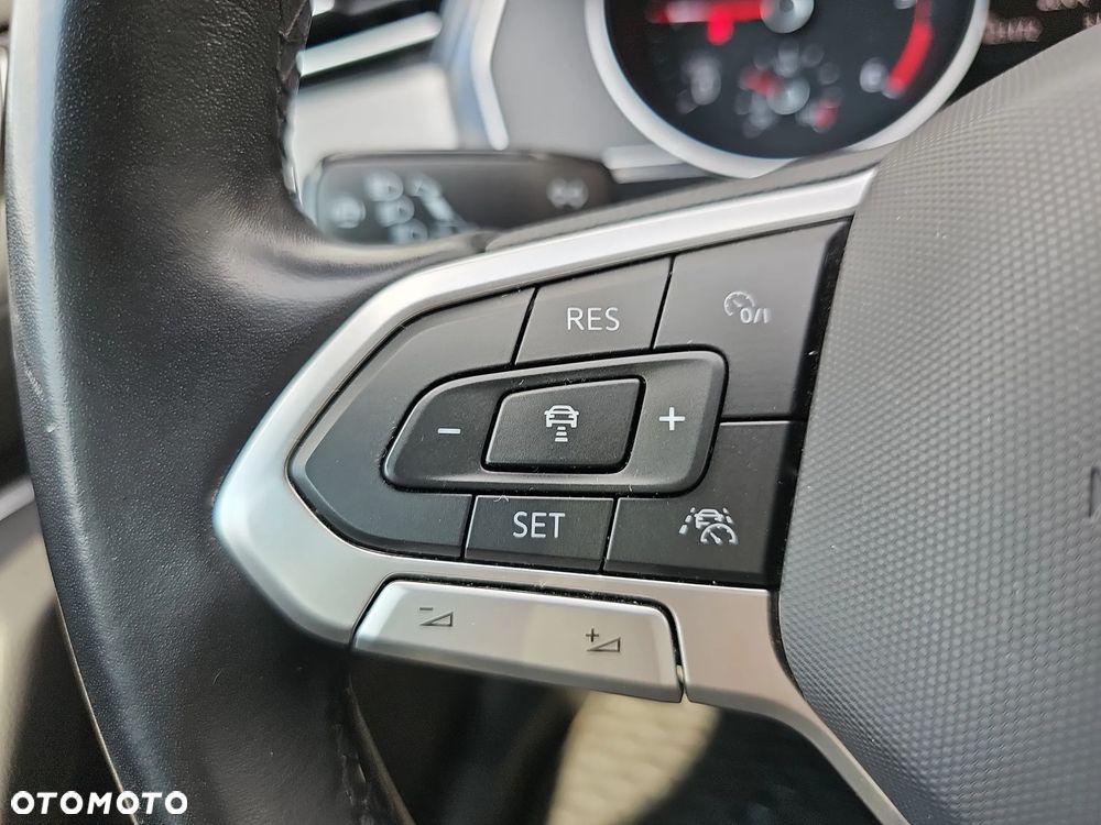 Volkswagen Passat 2.0 TDI EVO Business - 22