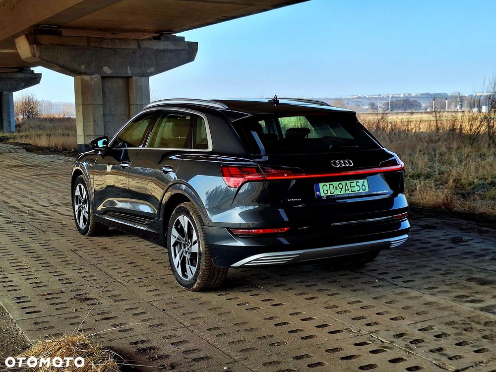 Audi e-tron 55 Quattro Advanced - 18
