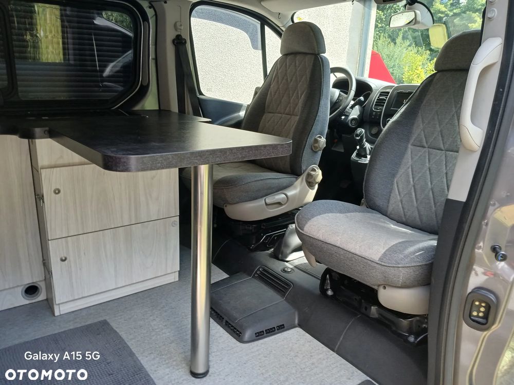 Renault Trafic 2.0 dCi - 7