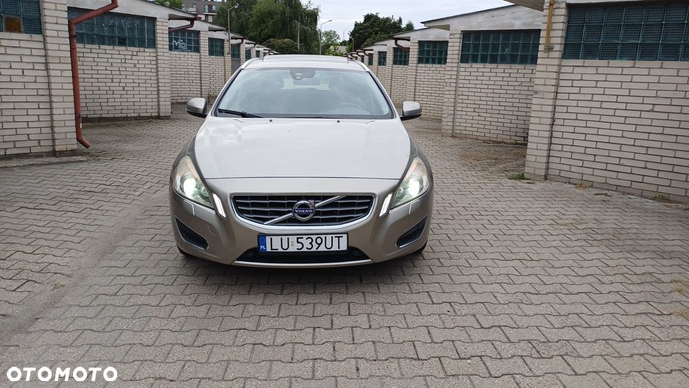Volvo V60 D5 AWD Summum - 7