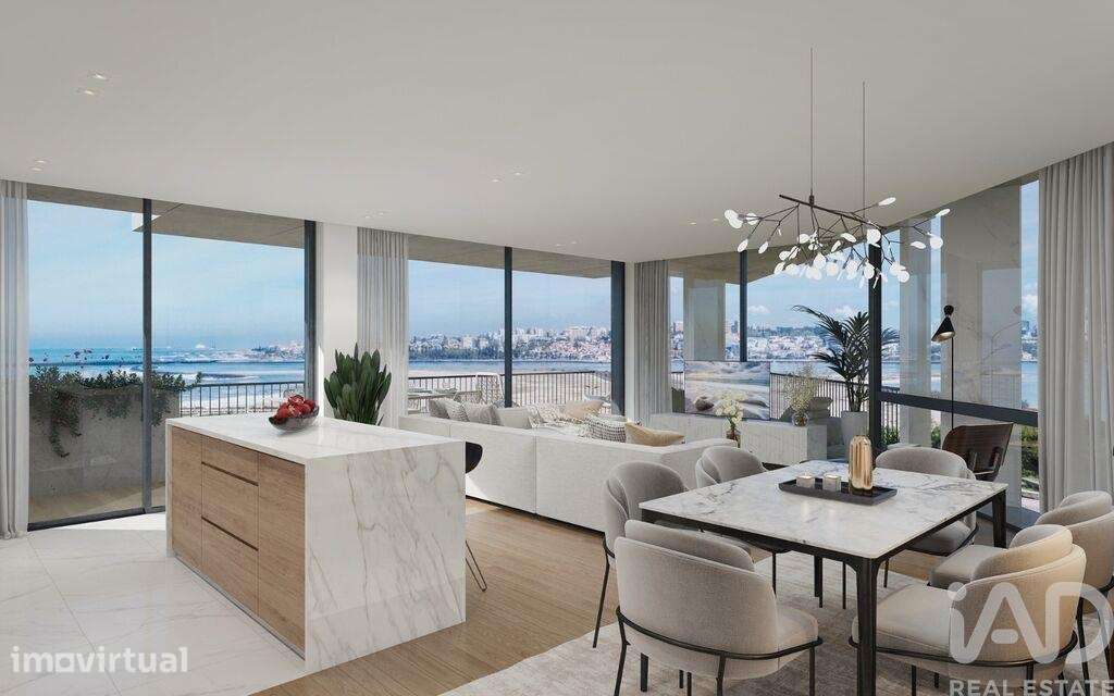 Apartamento T4 em Canidelo de 215,00 m2