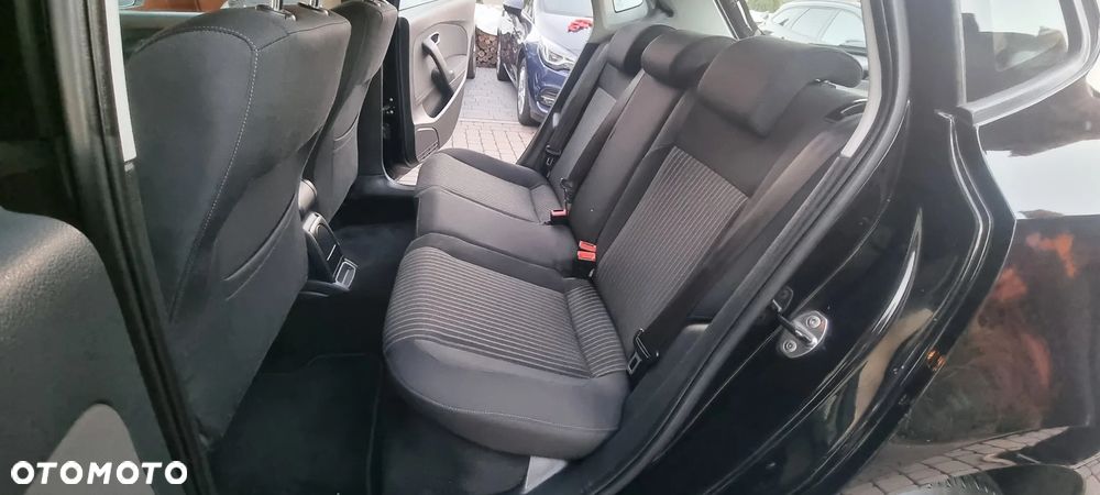 Volkswagen Polo 1.4 16V Comfortline - 32