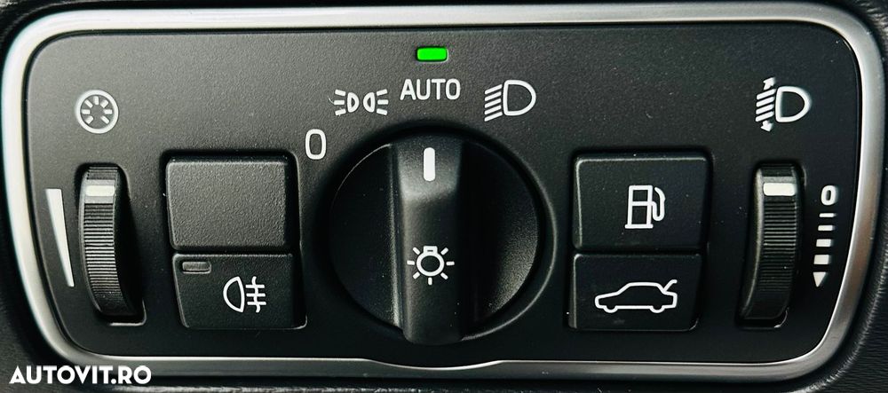 Volvo XC 60 D3 Kinetic - 13