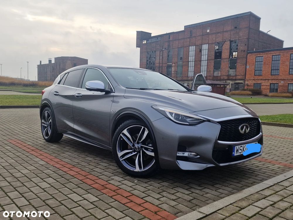 Infiniti Q30 2.2d DCT Premium Tech - 1