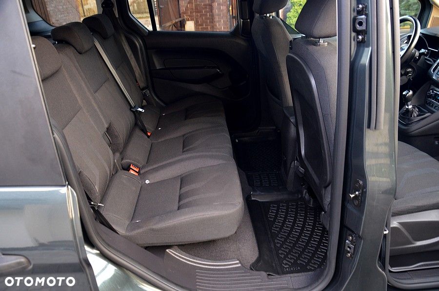 Ford Tourneo Connect 1.5 TDCi Start-Stop Titanium - 23