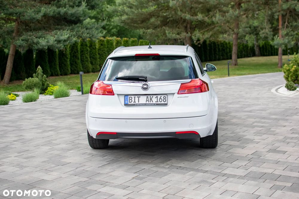 Opel Insignia - 19