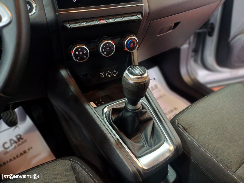 Renault Captur - 19