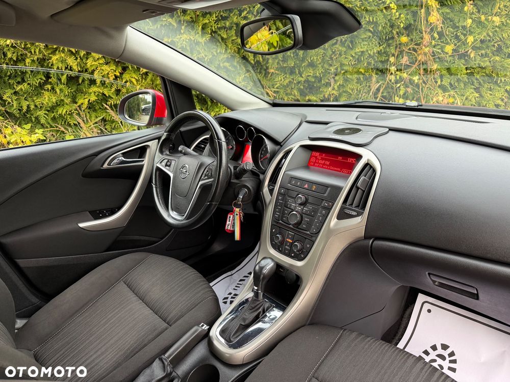 Opel Astra 1.6 Turbo Automatik Color Edition - 11