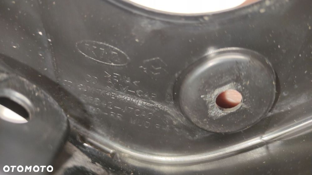 KIA XCEED X-CEED CHLAPACZ PRAWY TYŁ TYLNY OSŁONA 86142-J7CA0 21-24 - 3