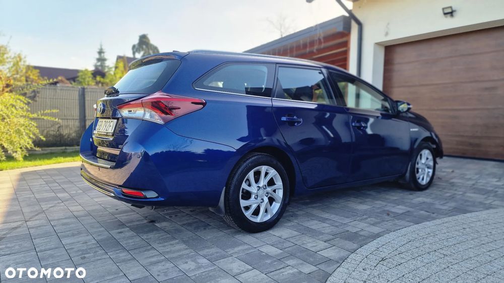 Toyota Auris 2018 photo 5
