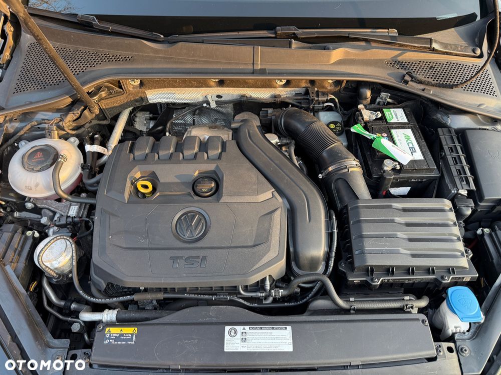 Volkswagen Golf 1.5 TSI BMT Evo Highline - 22