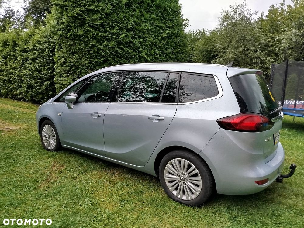 Opel Zafira - 4
