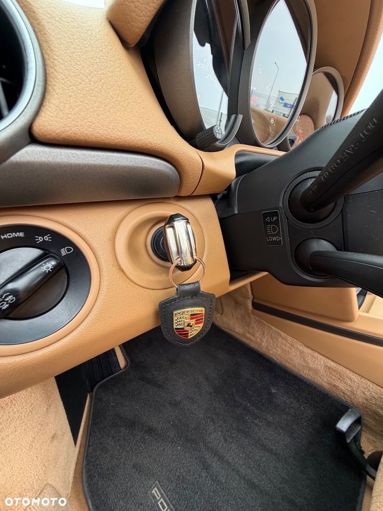 Porsche Boxster - 21