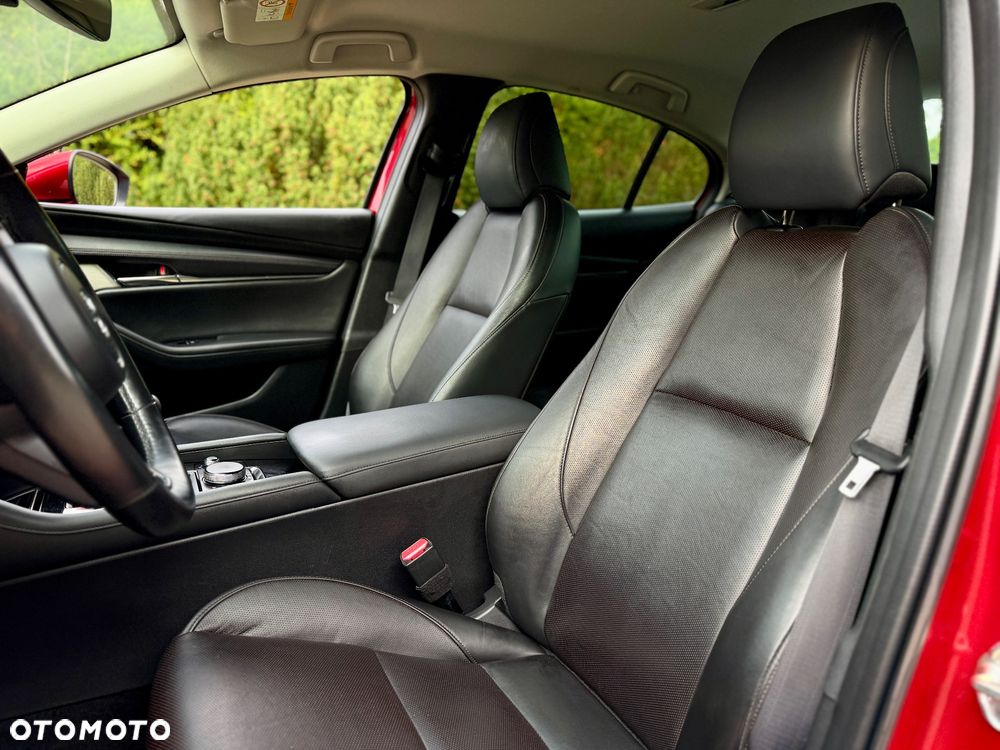 Mazda 3 - 7