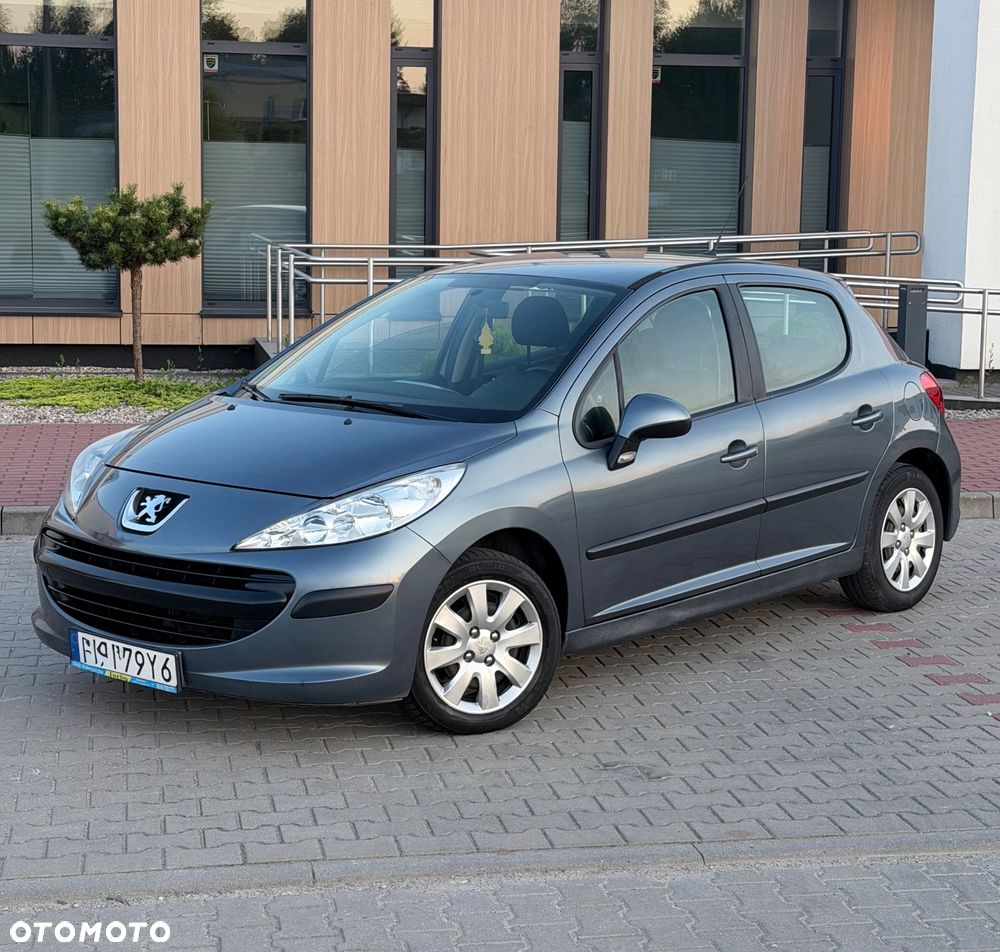 Peugeot 207 - 2