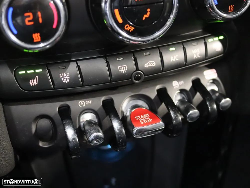 MINI Cabrio Cooper Premium Classic Auto - 28