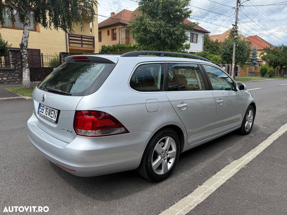Volkswagen Golf 2.0 TDI Comfortline - 4