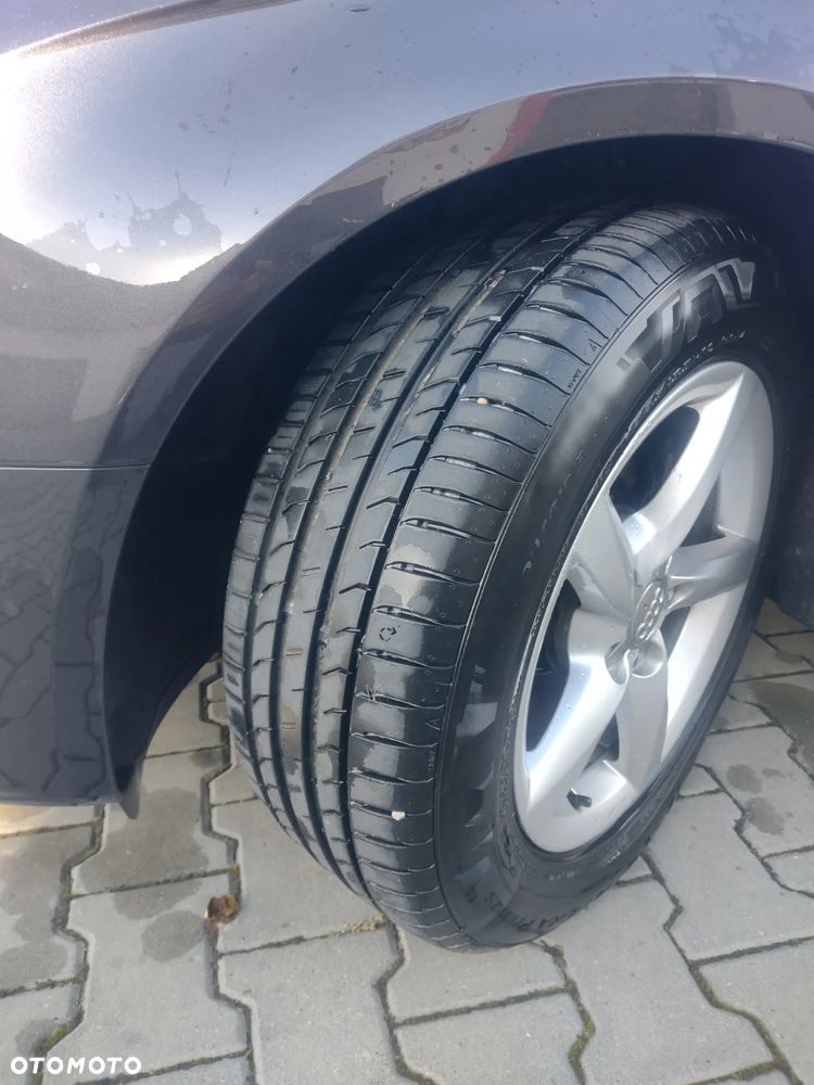 Audi A4 Avant 2.0 TDI DPF clean diesel multitronic Ambiente - 27