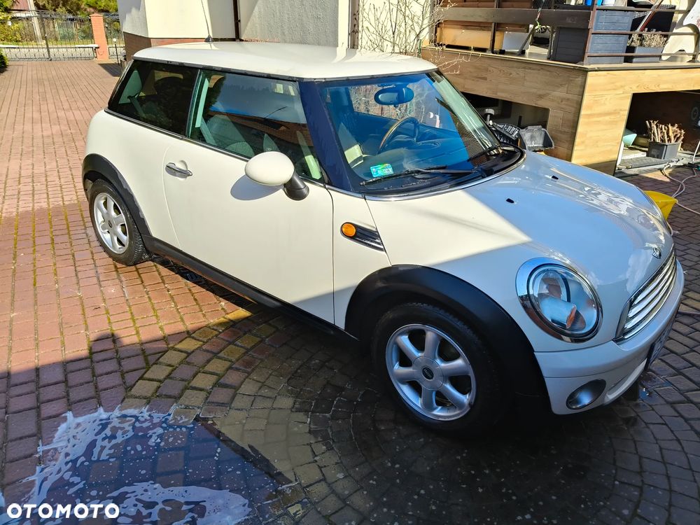 MINI Cooper - 1