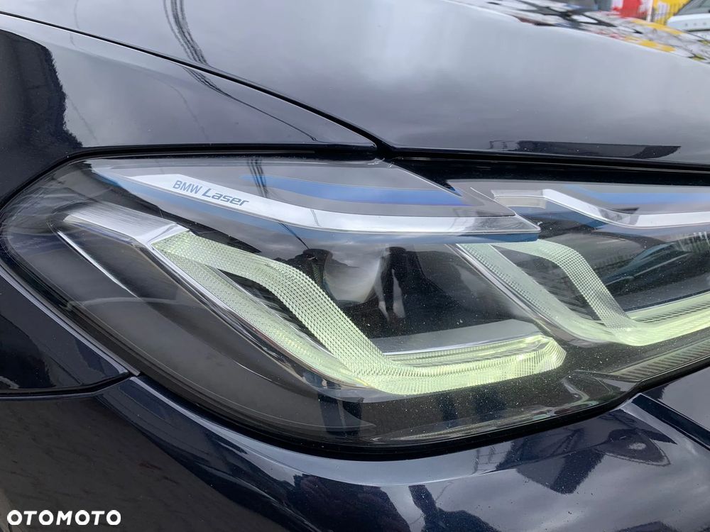BMW Seria 5 530e M Sport sport - 28