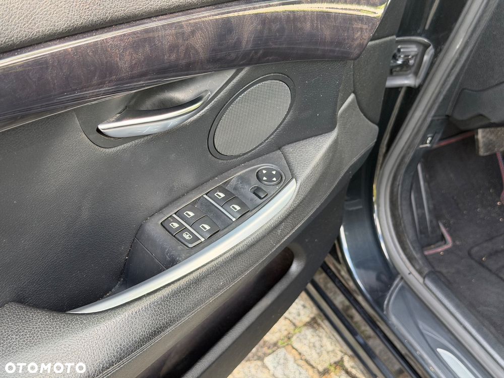 BMW 5GT 530d - 26