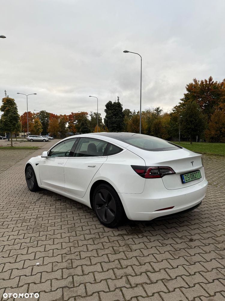 Tesla Model 3 Standard Range Plus - 5