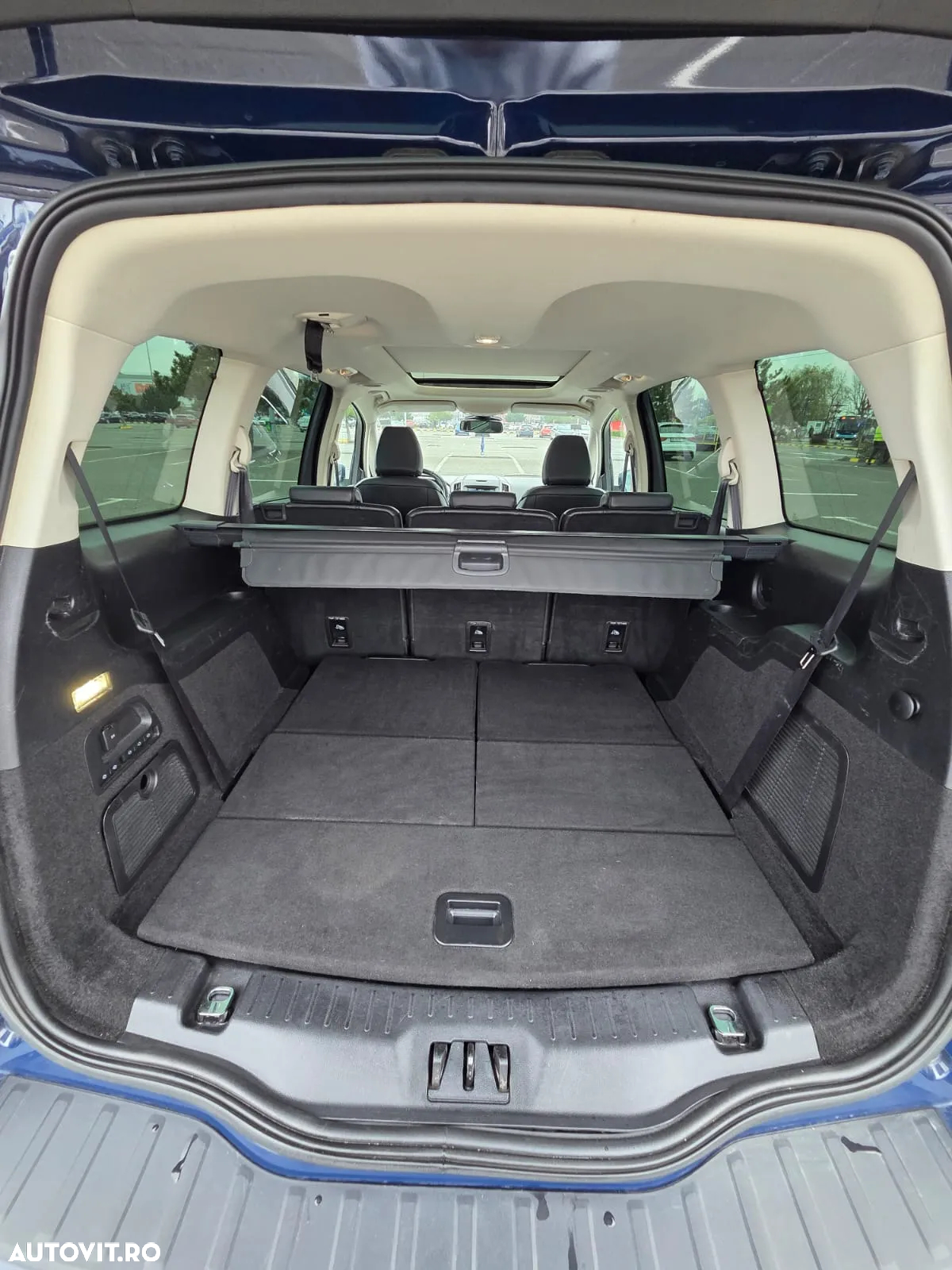 Ford Galaxy 2.0 TDCi Titanium - 23