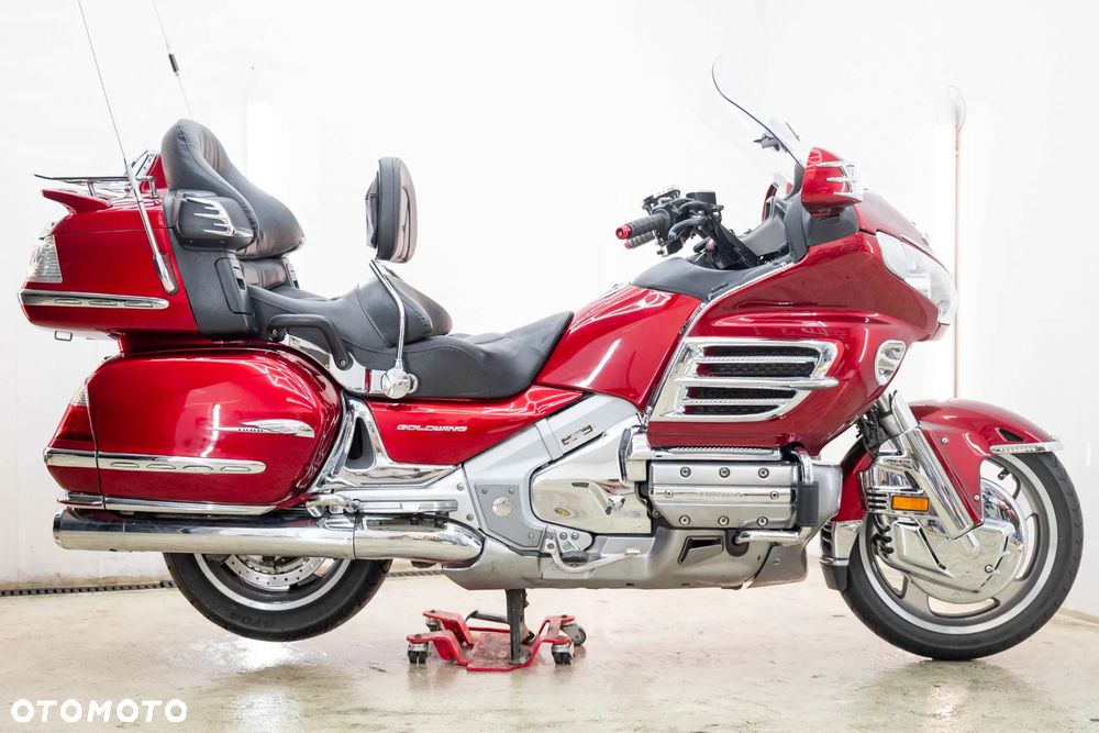 Honda GL - 5