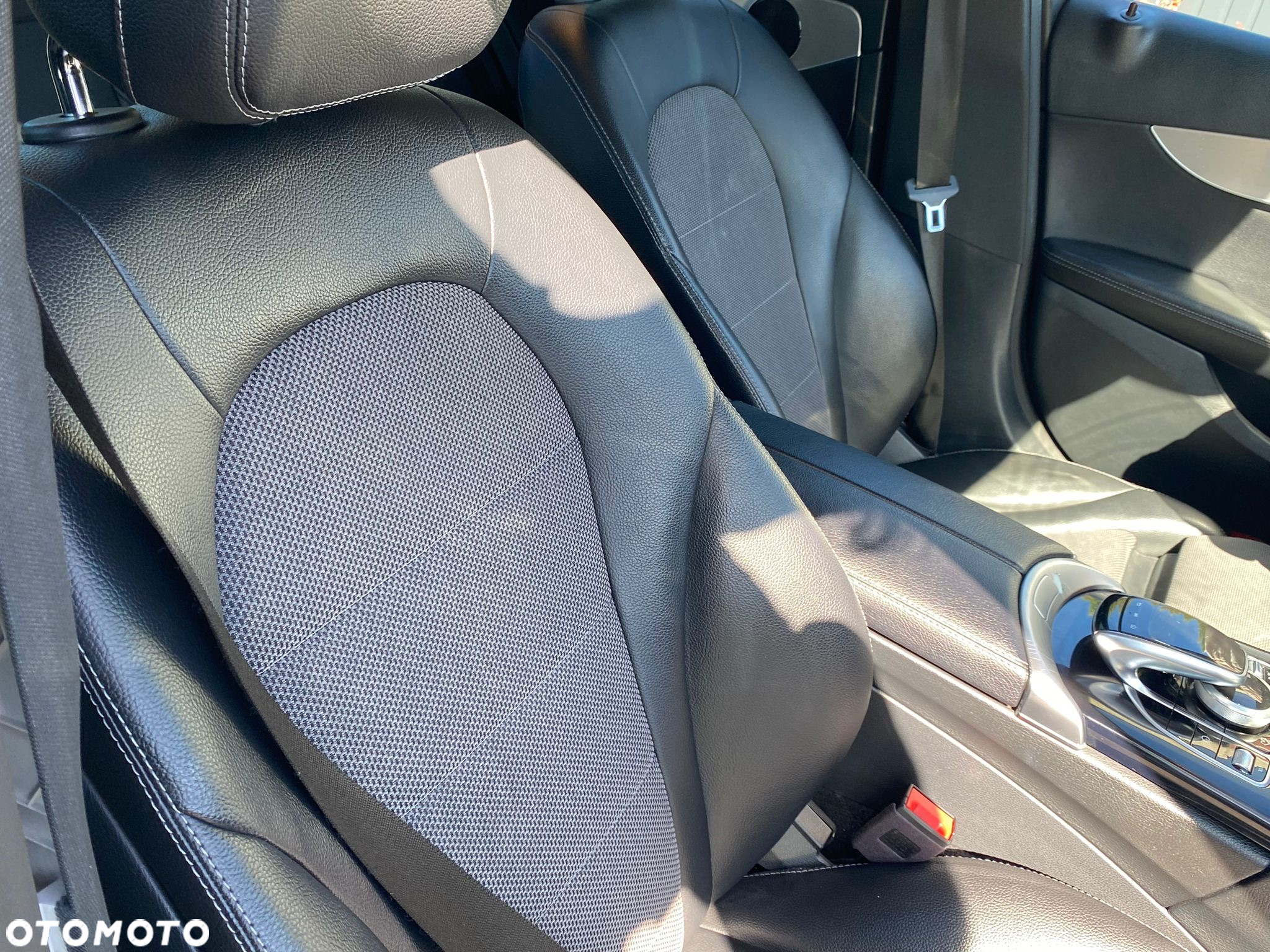 Mercedes-Benz Klasa C 220 d 9G-TRONIC - 17
