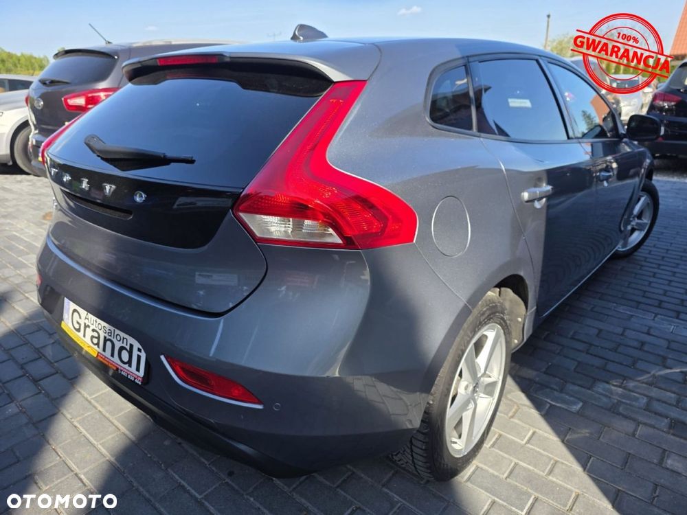 Volvo V40 - 10