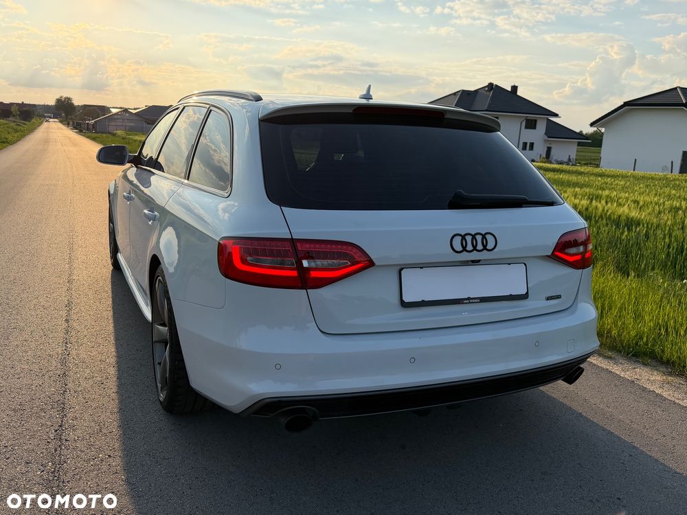 Audi A4 Avant 2.0 TFSI quattro S line Sportpaket - 12