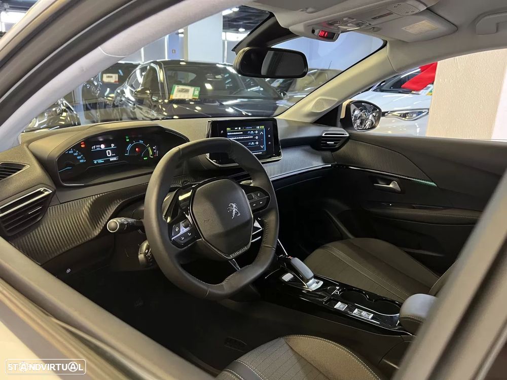 Peugeot e-208 Active Pack - 5