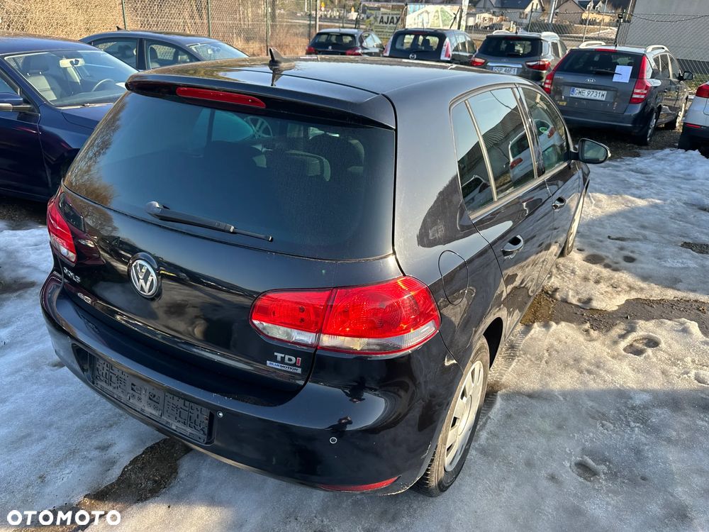 Volkswagen Golf 1.6 TDI DPF BlueMotion - 11