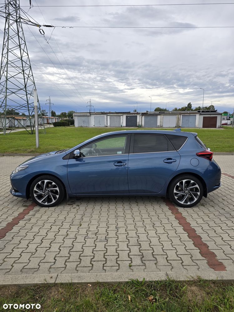 Toyota Auris 1.2 T Premium - 3