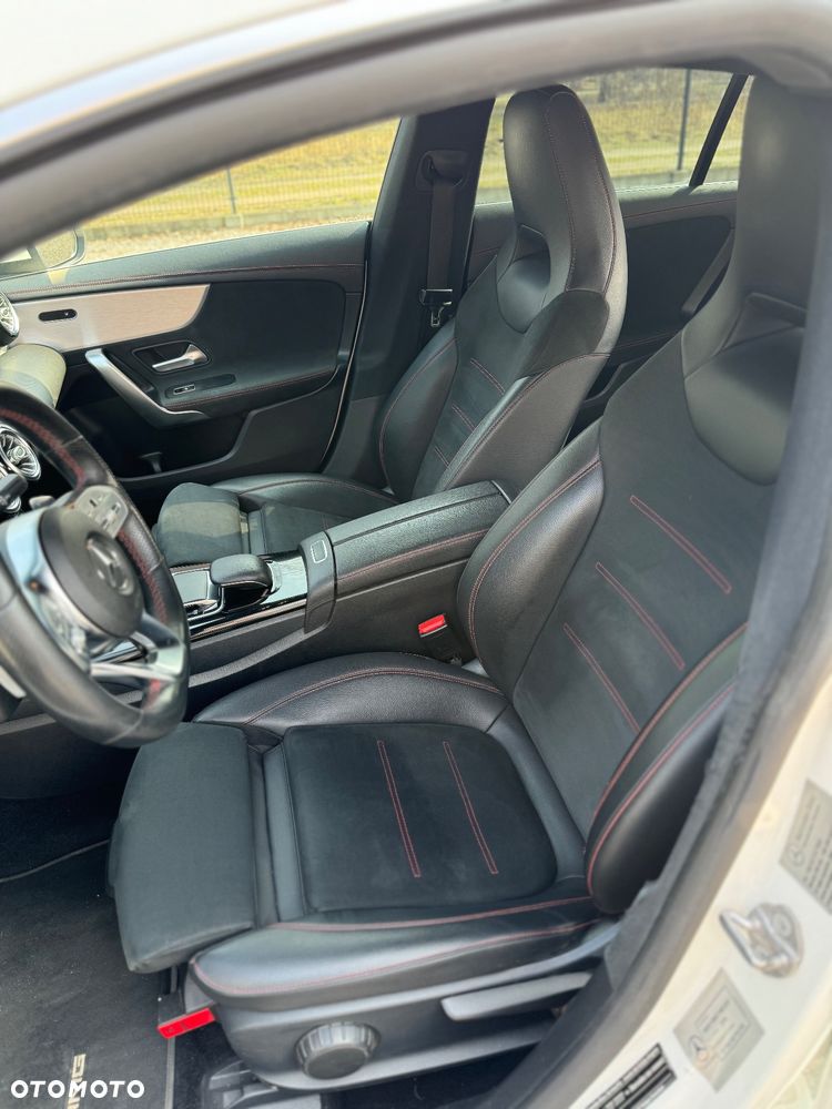 Mercedes-Benz CLA 200 AMG Line 7G-DCT - 8