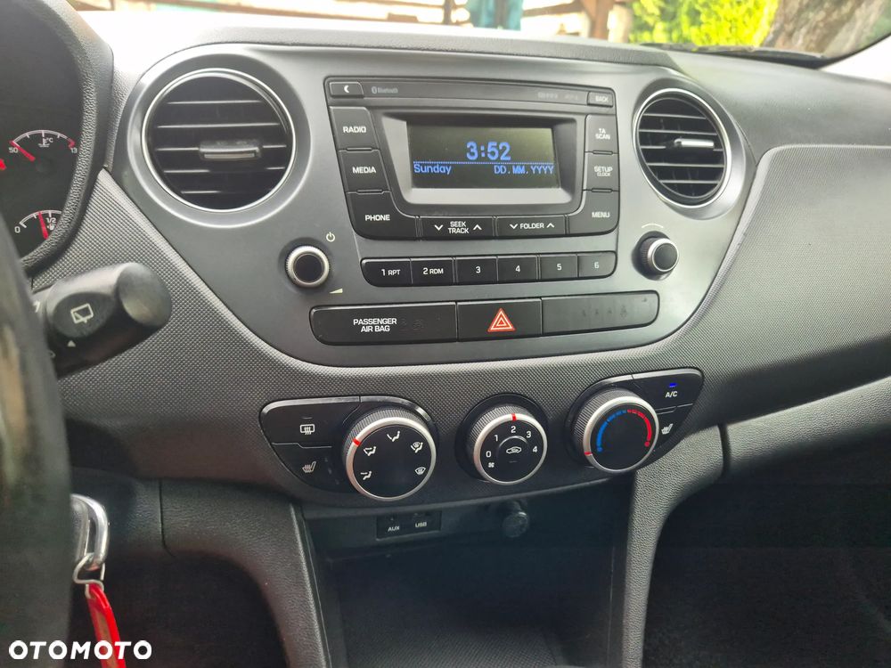 Hyundai i10 1.2 Premium - 16