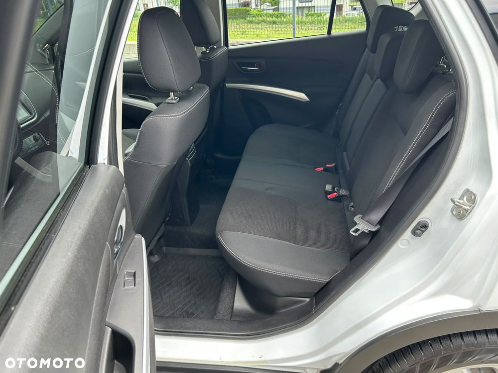 Suzuki SX4 S-Cross - 11