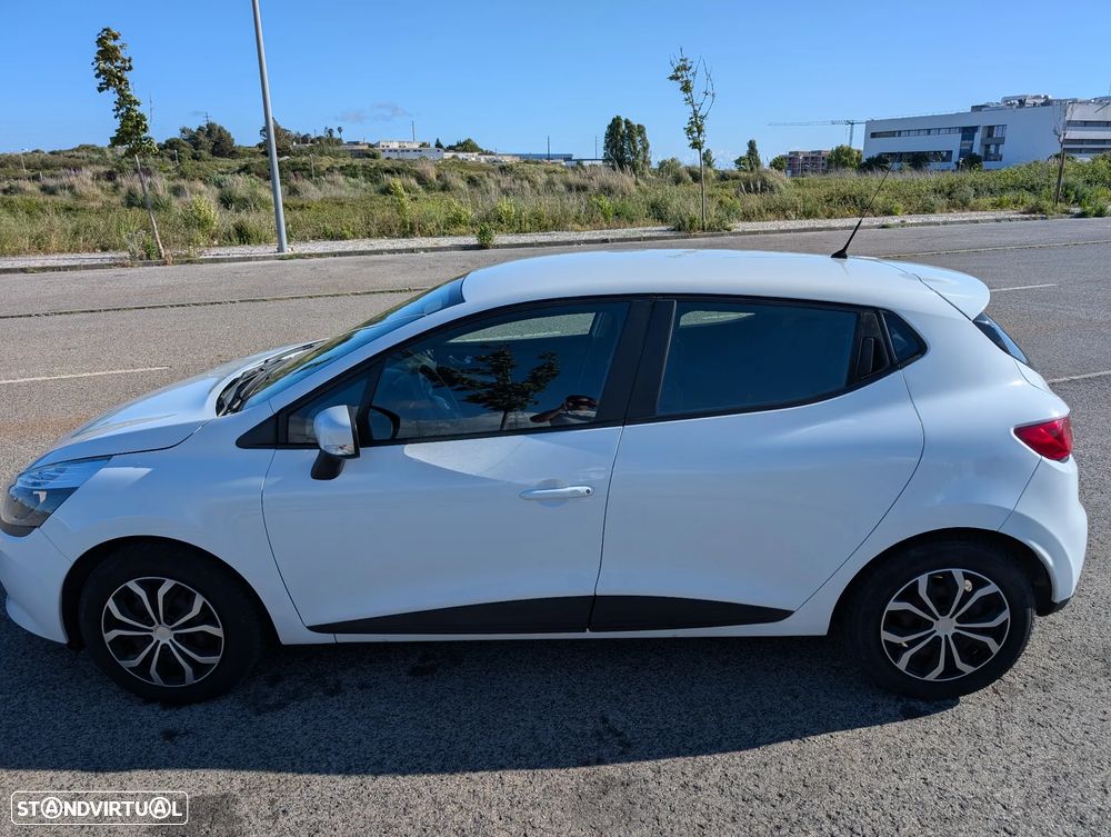 Renault Clio 1.5 dCi Confort - 10