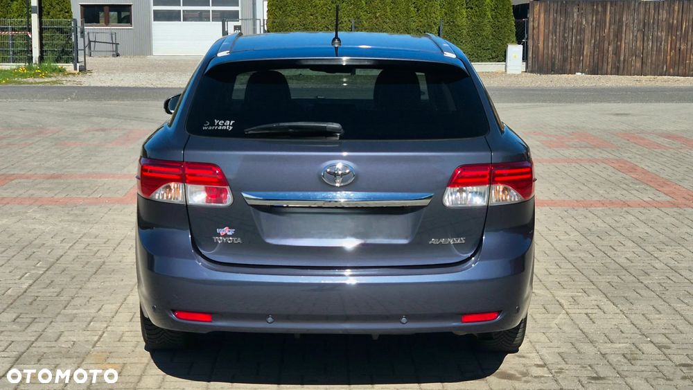 Toyota Avensis 2.0 D-4D Executive - 14