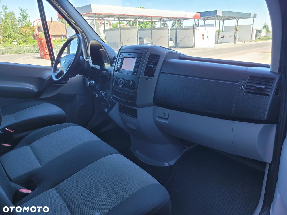 Volkswagen CRAFTER - 11