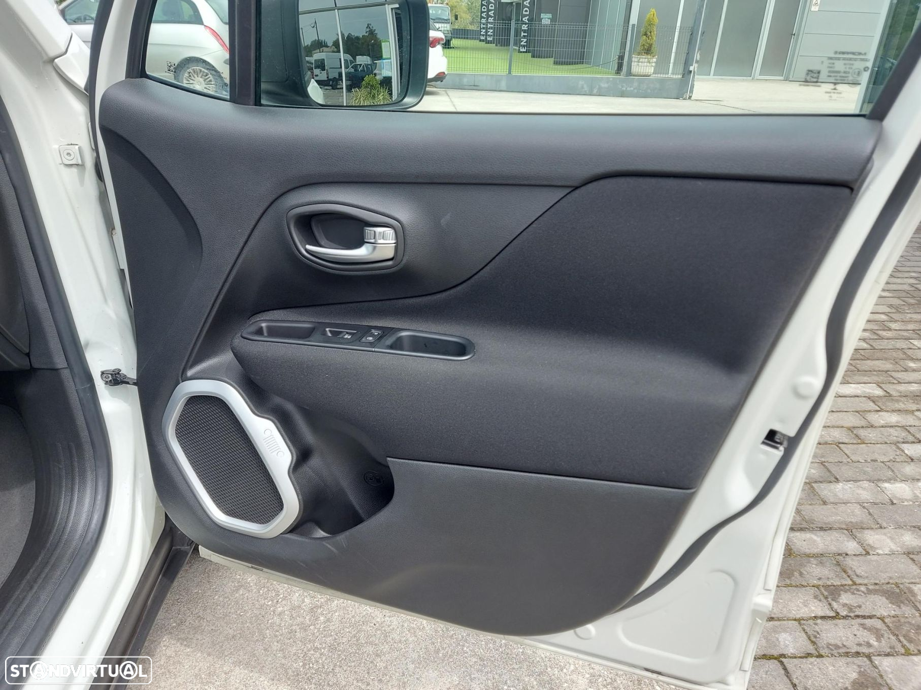 Jeep Renegade 1.0 T Sport - 17